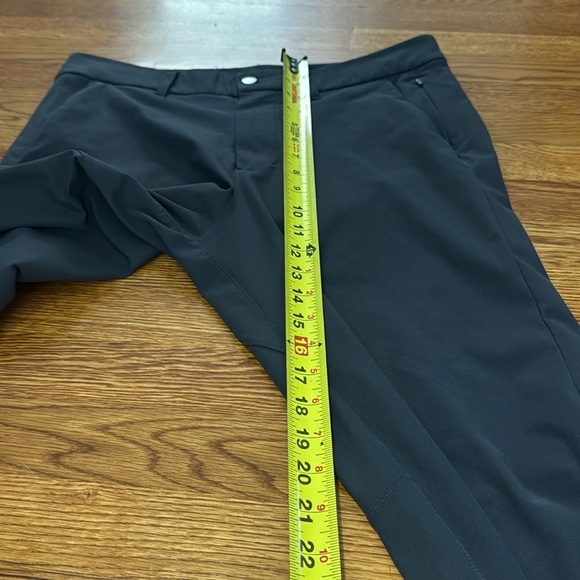 lululemon athletica Black Men's Pants - Picture 12 of 12